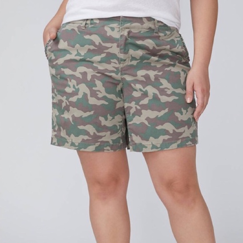 Lane Bryant Camouflage shorts NWT